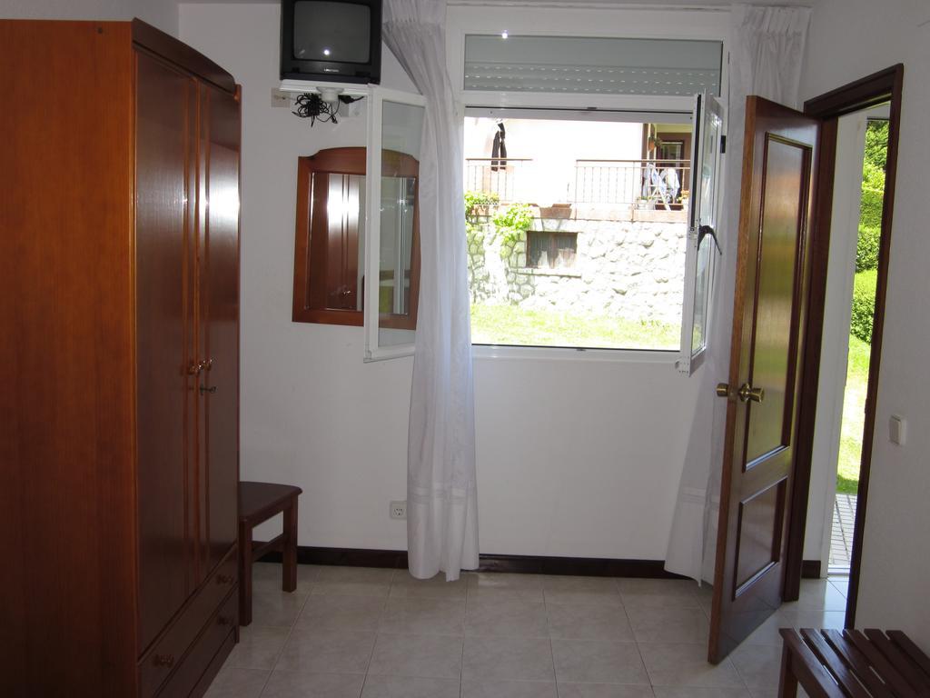 Habitaciones Lopez Azcona Noja Chambre photo